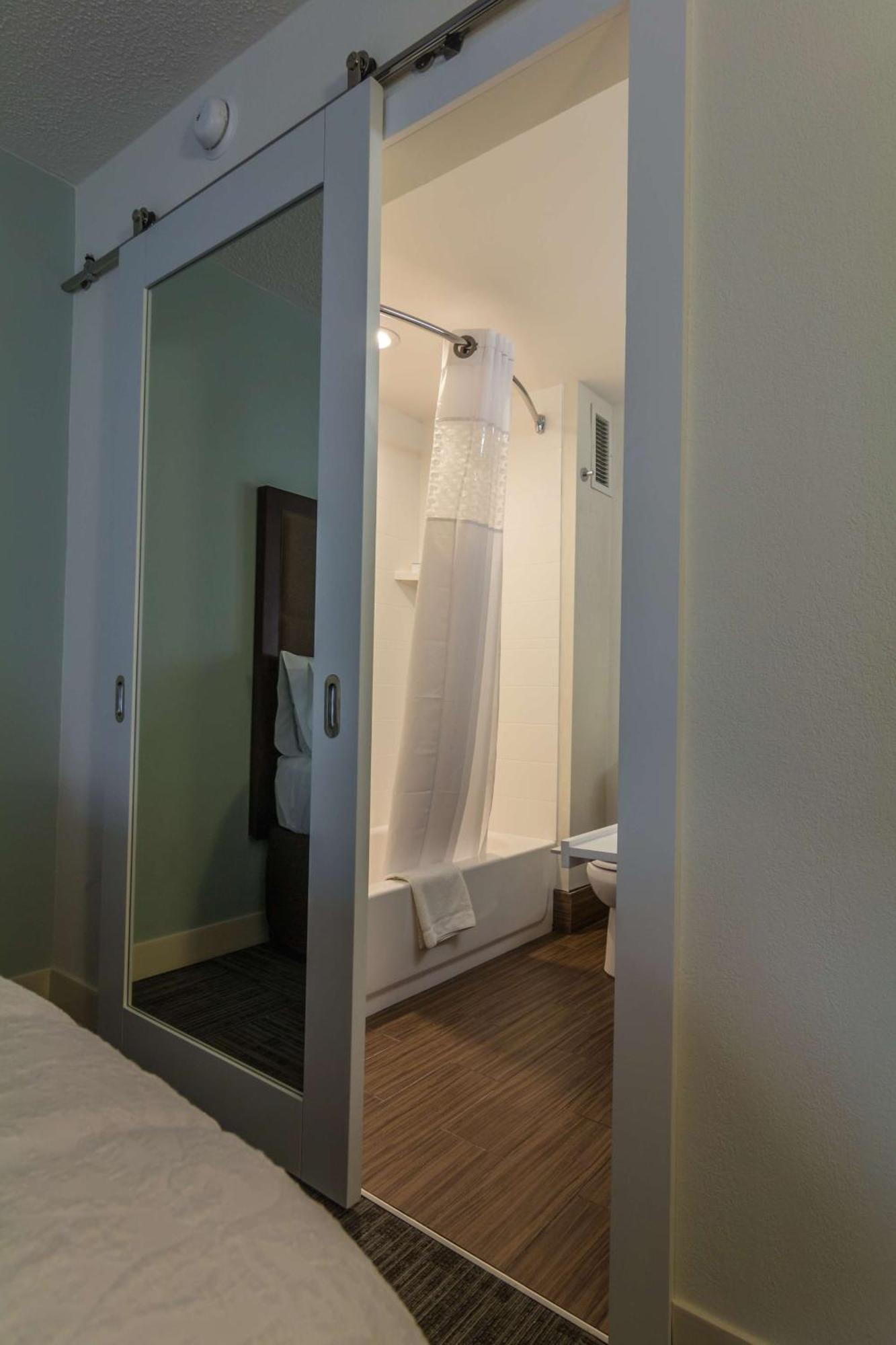 Hampton Inn Winchester-University/ Mall Kültér fotó